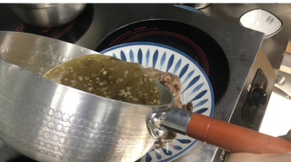 酸菜肥牛的做法步骤：5