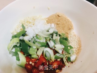 酸辣宽粉的做法步骤：1