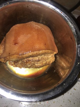 梅菜扣肉的做法步骤：2