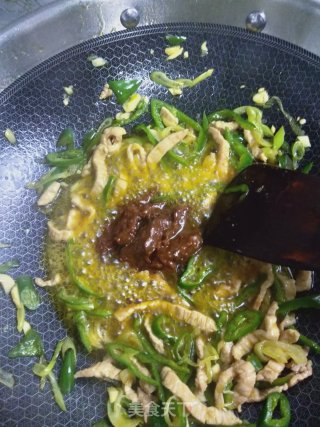 尖椒肉丝酱豆角的做法步骤：8