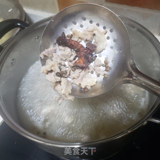 暖胃滋补羊肉汤的做法步骤：3