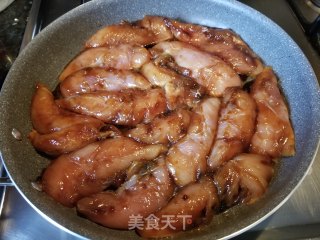 照烧鸡胸嫩肉的做法步骤：4