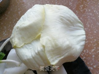 包菜炒粉丝的做法步骤：2