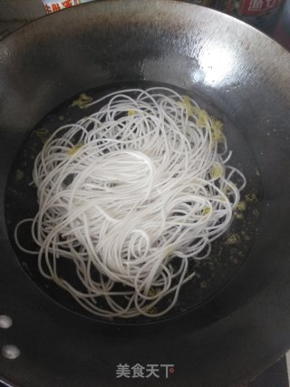 酸辣粉的做法步骤：6