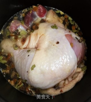 凉拌鸡腿肉的做法步骤：2
