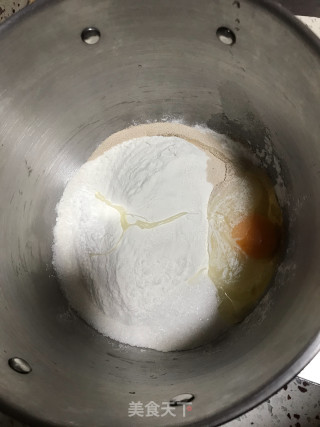 三鲜包子的做法步骤：5
