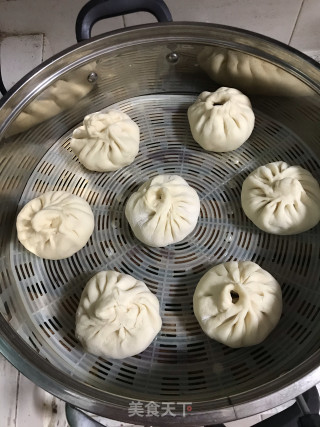 三鲜包子的做法步骤：11