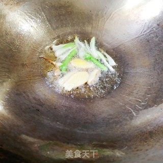 干煎鱿鱼的做法步骤：2