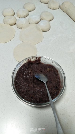 奶香豆沙包的做法步骤：5