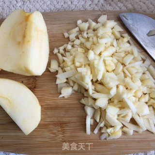 苹果丁烙饼的做法步骤：2