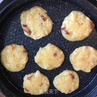 苹果丁烙饼的做法步骤：8