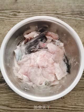 酸菜鱼的做法步骤：2