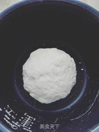 韭菜鸡蛋馅馅饼和饺子的做法步骤：2