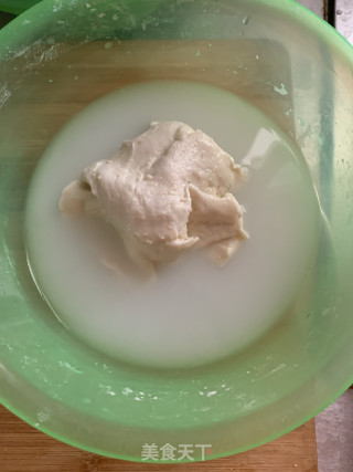 电饼铛版凉皮的做法步骤：4