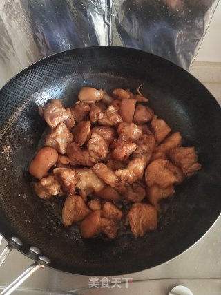 黄豆炖猪肘子的做法步骤：4
