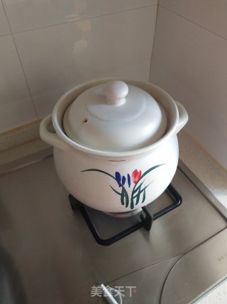 黄豆炖猪肘子的做法步骤：9