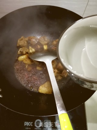 咸鸭烧毛豆的做法步骤：7