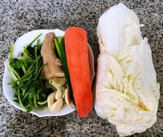 醋溜大白菜的做法步骤：1