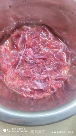 牛肉番茄豆腐的做法步骤：1