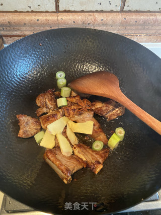 糖醋排骨的做法步骤：5