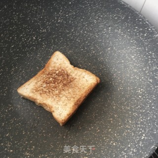 鸡蛋三明治的做法步骤：2