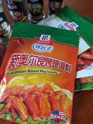 街头酥炸鸡翅的做法步骤：2
