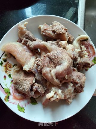 焖牛腩的做法步骤：2