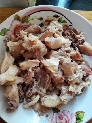 焖牛腩的做法步骤：4