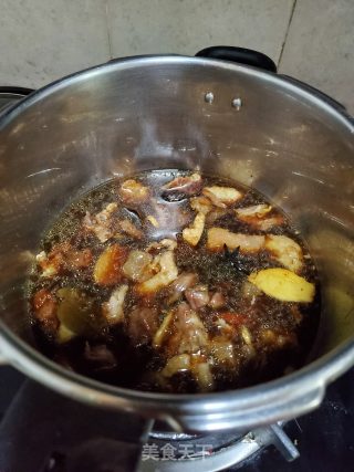 焖牛腩的做法步骤：10
