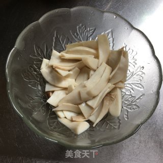 炒杏鲍菇的做法步骤：4