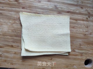 豆皮拌菠菜的做法步骤：2