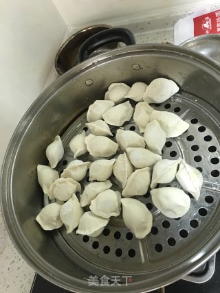 快手蒸饺的做法步骤：2