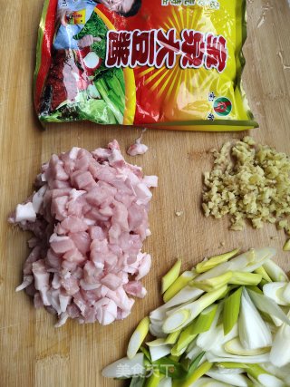 蘸酱菜的做法步骤：1