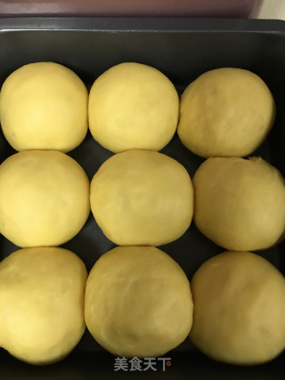 蛋奶酥粒面包的做法步骤：7