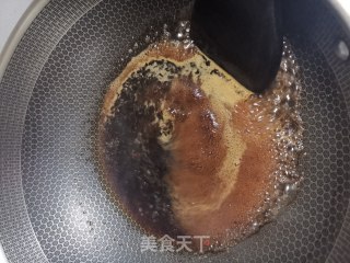 红糖核桃仁的做法步骤：2