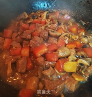 蘑菇胡萝卜酱香肉的做法步骤：13