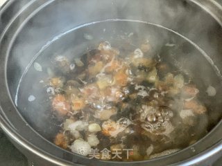 桃胶皂角米雪燕羹的做法步骤：5