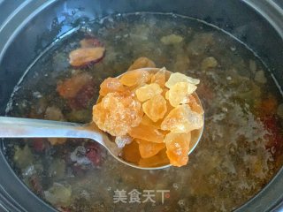桃胶皂角米雪燕羹的做法步骤：9