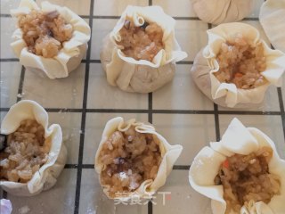 皮薄有韧性的三鲜烧卖的做法步骤：7