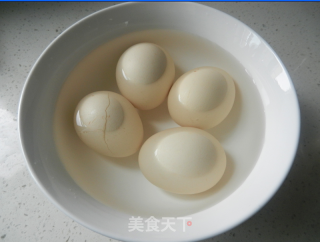 鸡腿加个蛋的做法步骤：3