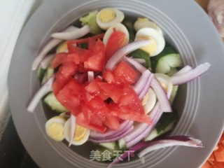 爽口沙拉的做法步骤：1