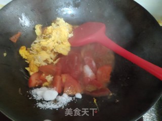 西红柿炒鸡蛋的做法步骤：5