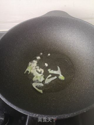 火腿玉米时蔬的做法步骤：2