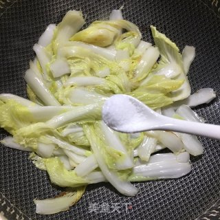 白菜鸡蛋面的做法步骤：4