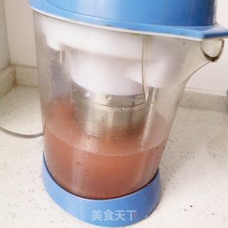 黑豆红枣核桃露的做法步骤：4
