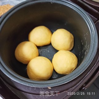 电饭煲自制面包的做法步骤：6