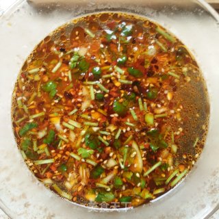 酸汤水饺的做法步骤：6