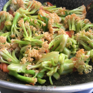 西红柿炒菜花的做法步骤：9