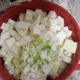 麻辣内酯豆腐的做法步骤：2