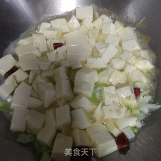 麻辣内酯豆腐的做法步骤：3